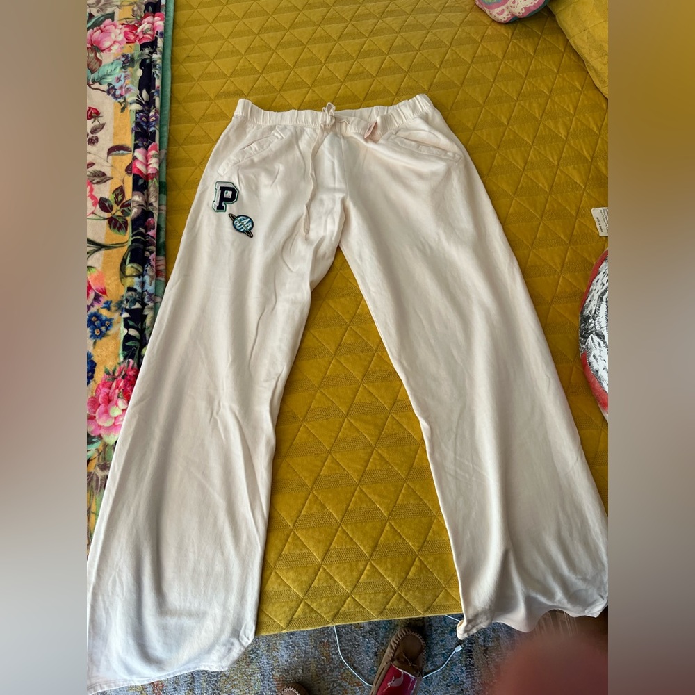 NWT PINK SWEATPANTS WHITE SIZE MED